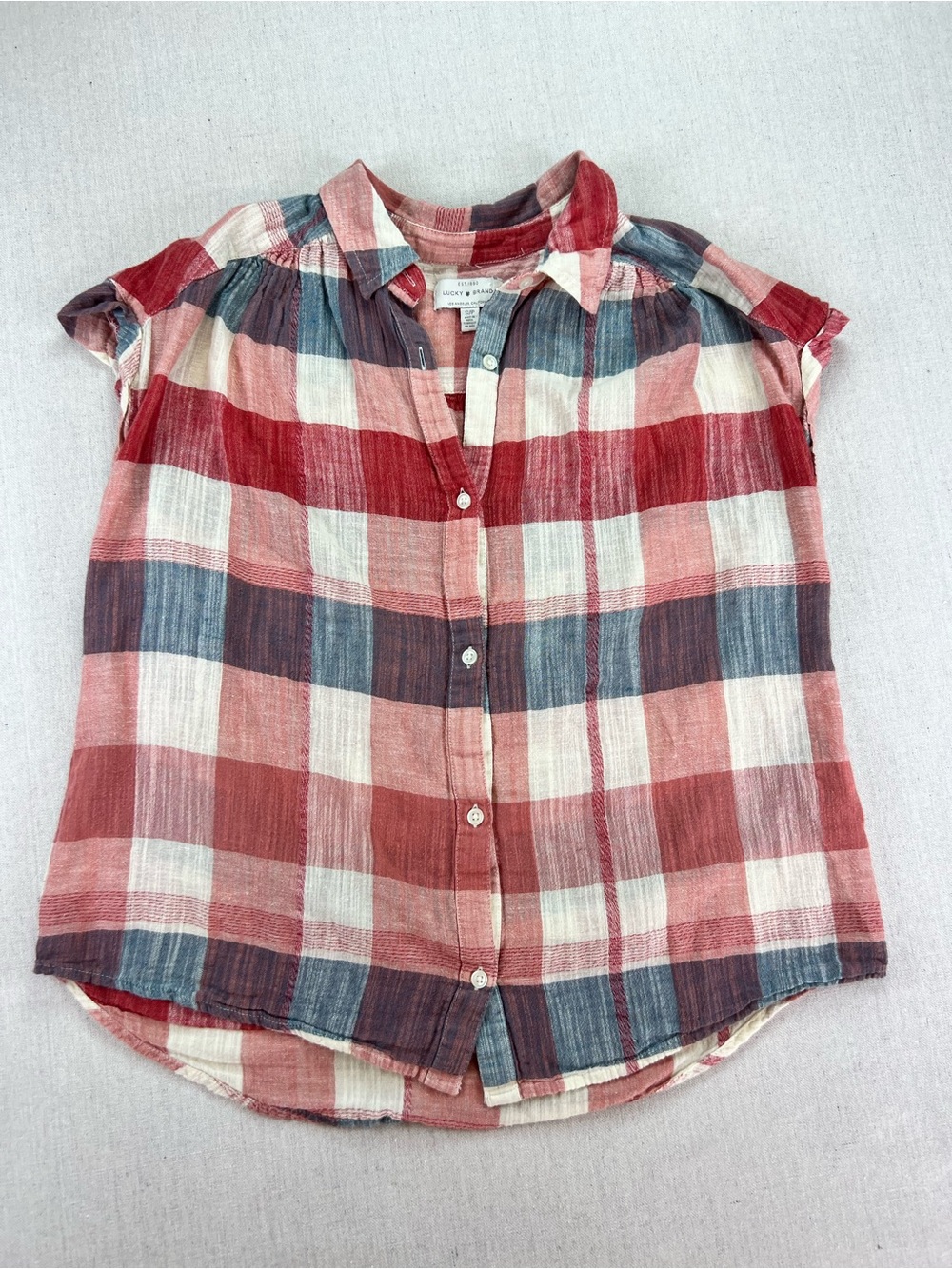 Women's Red Blue & Cream Plaid Fun Cap Short Sleeve Button-Up Comfy Top Size S/P